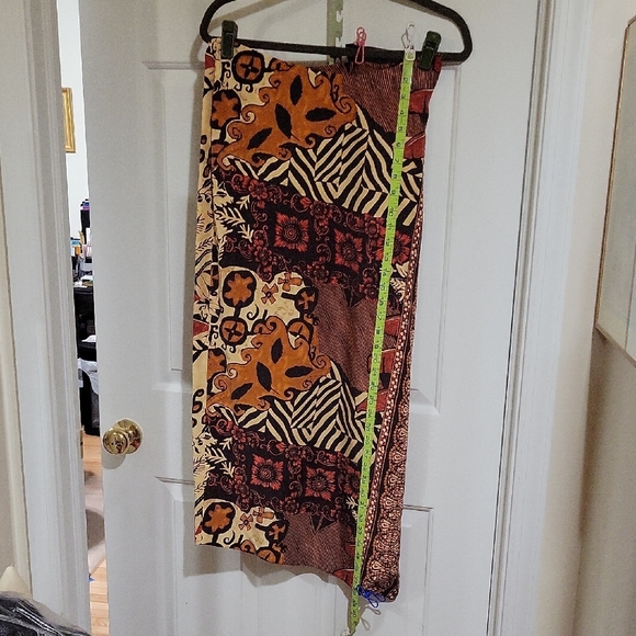 Colorful Patterned Two-Piece Set - Picture 13 of 16